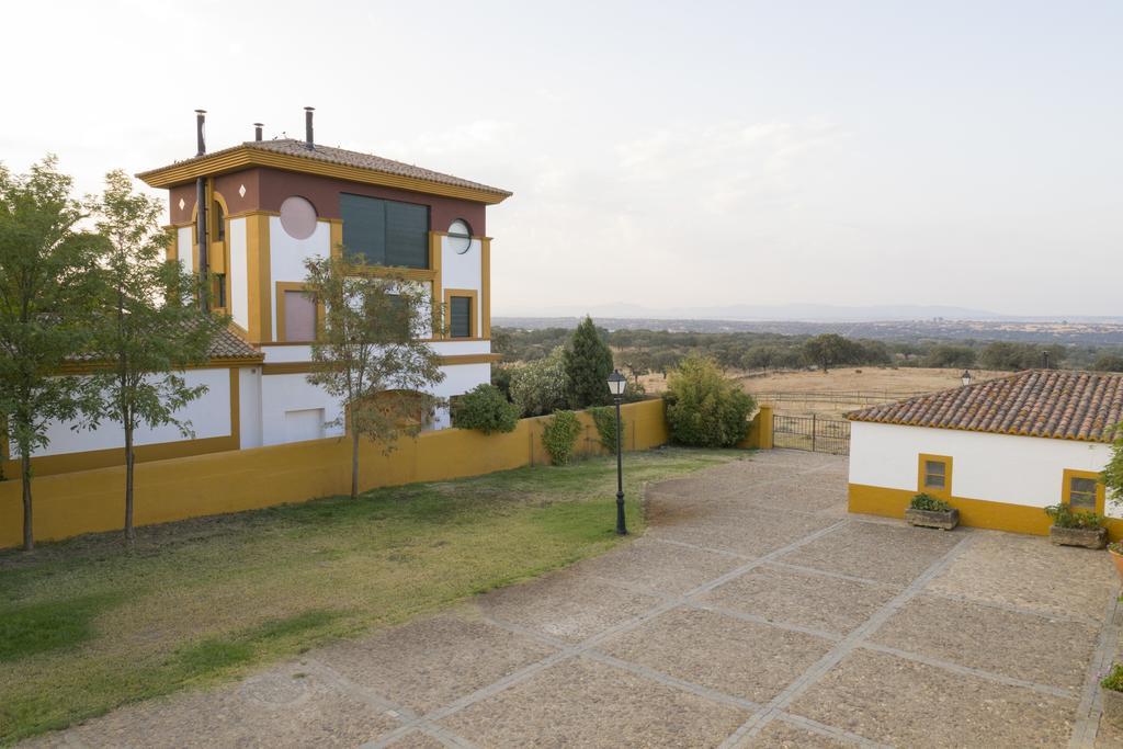 Casa Rural Dehesa De Solana Herrera de Alcantara Exterior photo